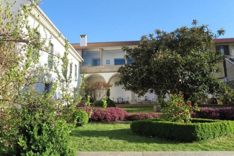 Solar De Santa Maria Hotel Braganca Exterior photo