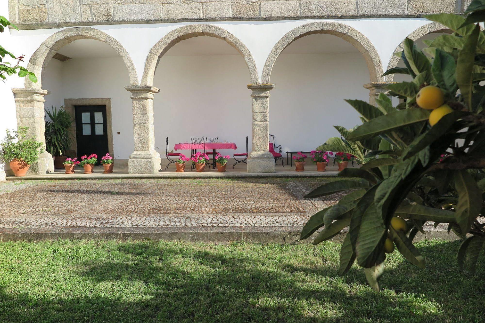 Solar De Santa Maria Hotel Braganca Exterior photo